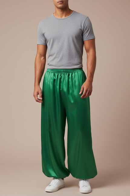 Pantalon Fluide Vert Satiné Ample Homme Scène